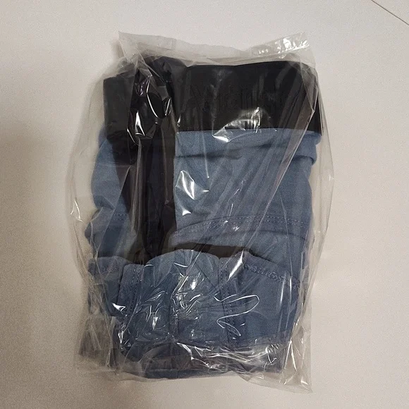 New Wrangler Men's Briefs - Navy and Light Blue Sz 36-38 - Picture 5 of 5